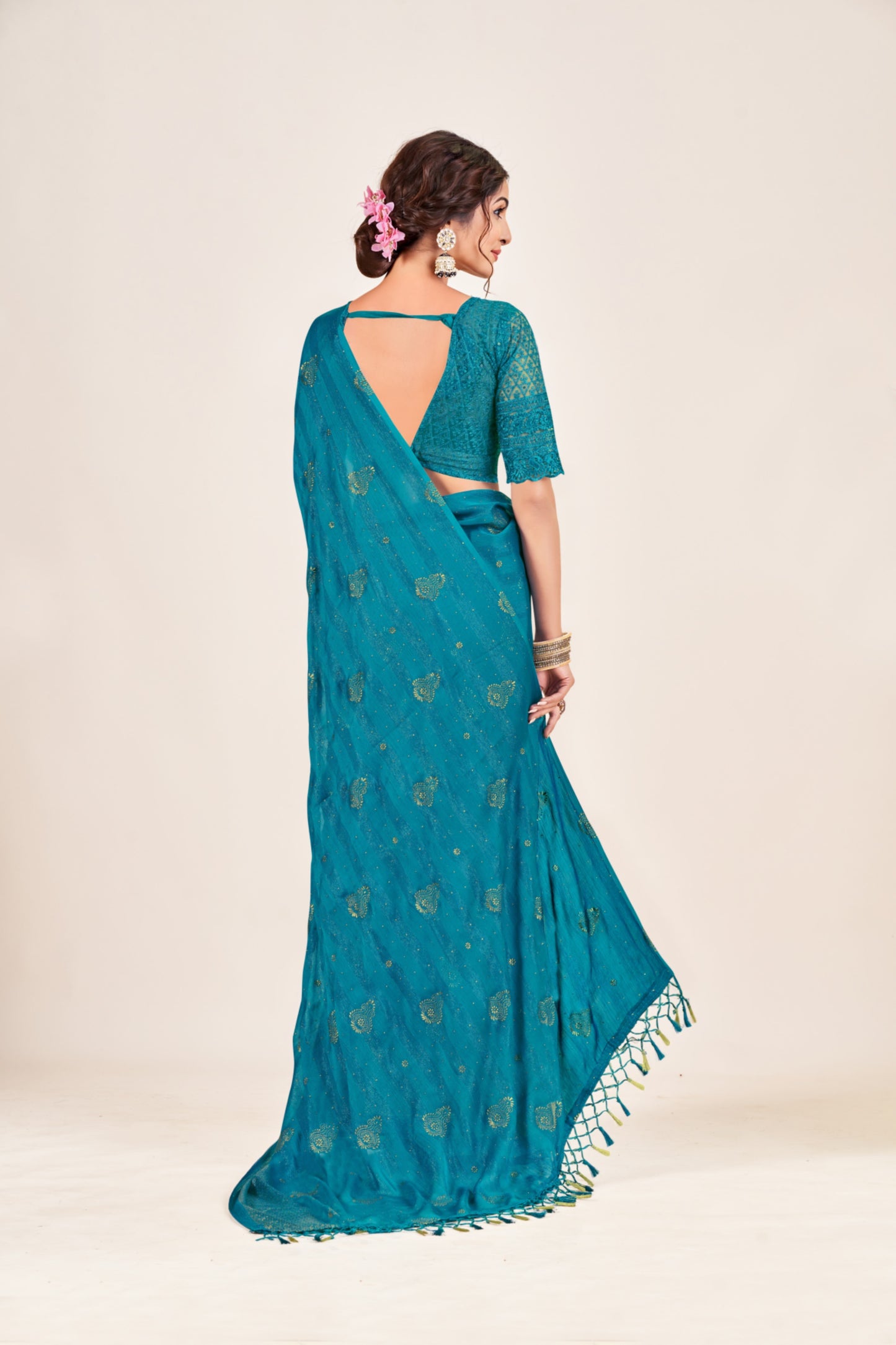 Shubhnamastu Multicolor Jari Patta Saree with Elegant Design (8 Colours Available). **