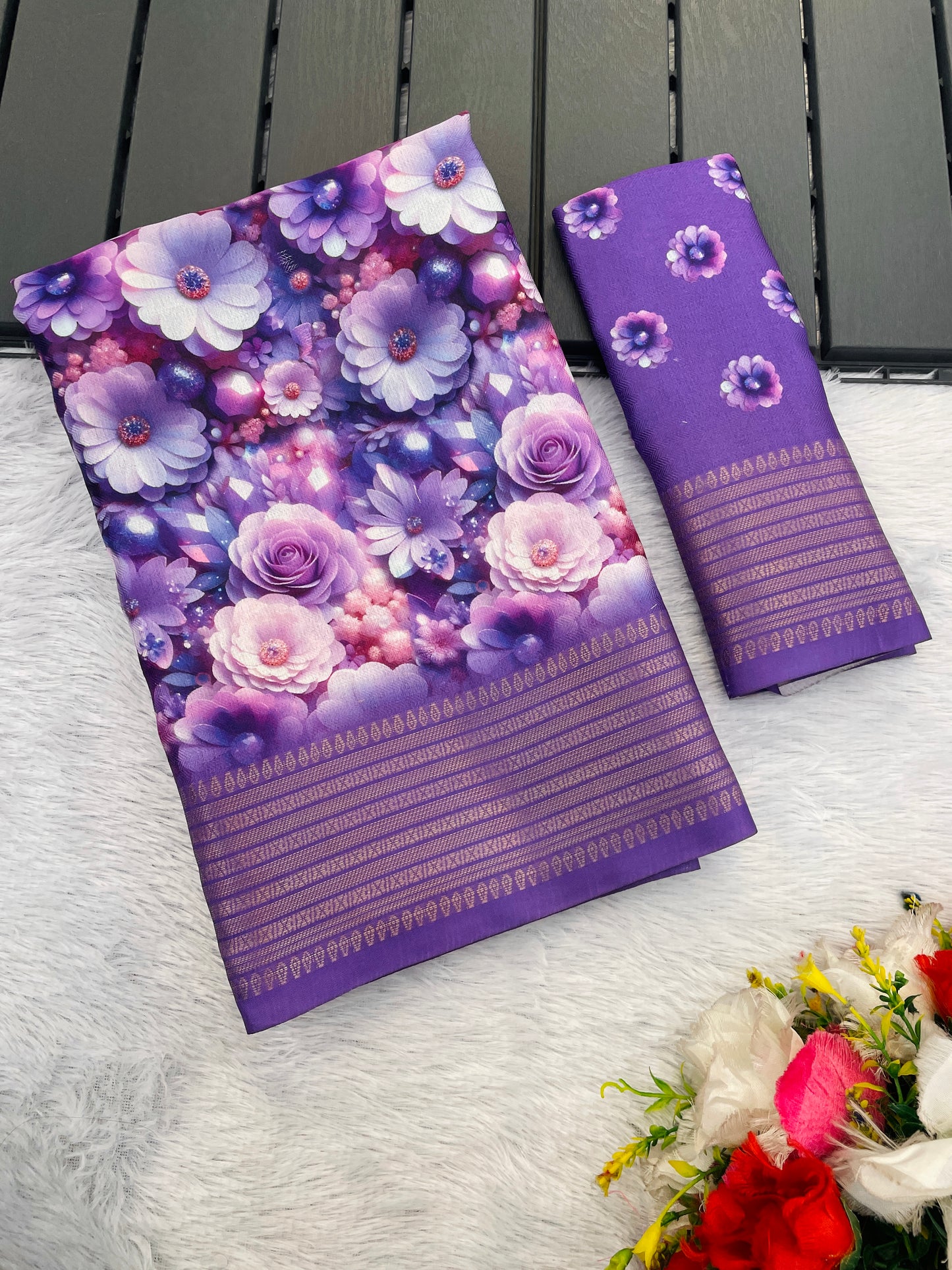 Jasmine Elegance Polyester Saree – Simplistic Beauty with a Modern Edge***