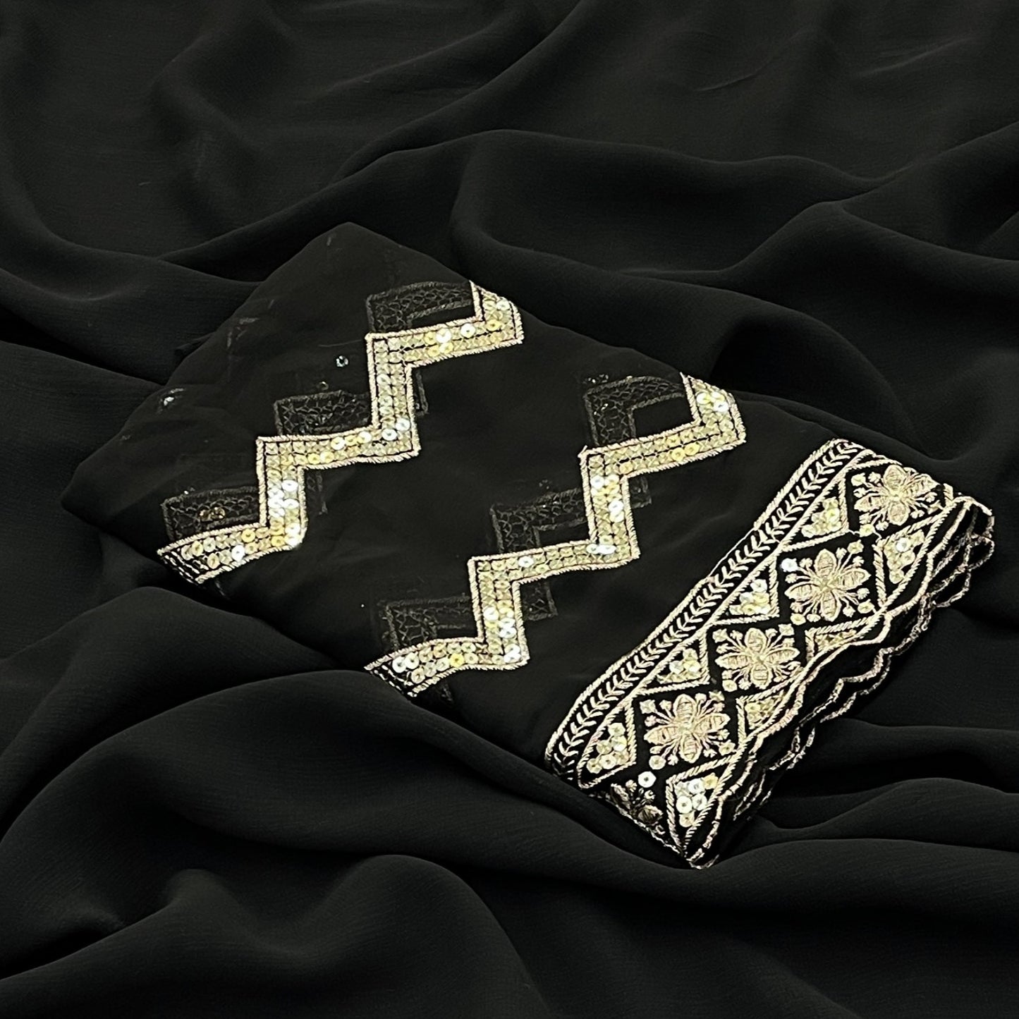 Lavish Saree in Zomato Dark Sequence Fabric – Luxury in Every Thread!(Zomato Dark Sequence Digital.)