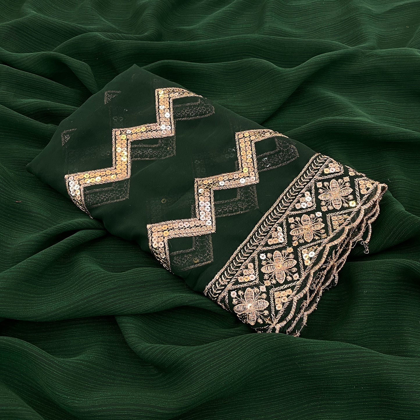 Lavish Saree in Zomato Dark Sequence Fabric – Luxury in Every Thread!(Zomato Dark Sequence Digital.)