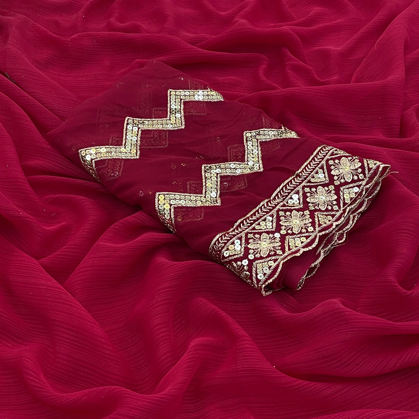 Lavish Saree in Zomato Dark Sequence Fabric – Luxury in Every Thread!(Zomato Dark Sequence Digital.)