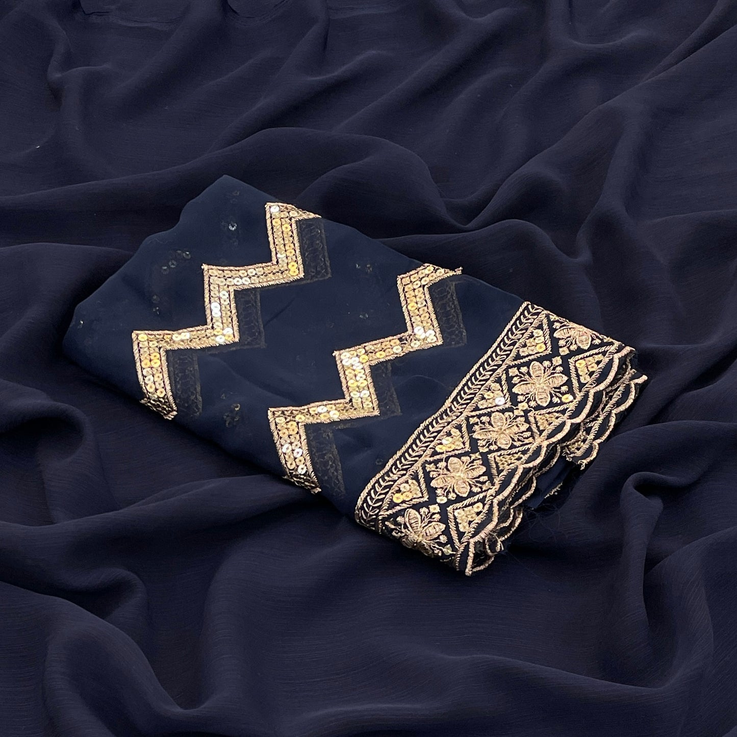 Lavish Saree in Zomato Dark Sequence Fabric – Luxury in Every Thread!(Zomato Dark Sequence Digital.)