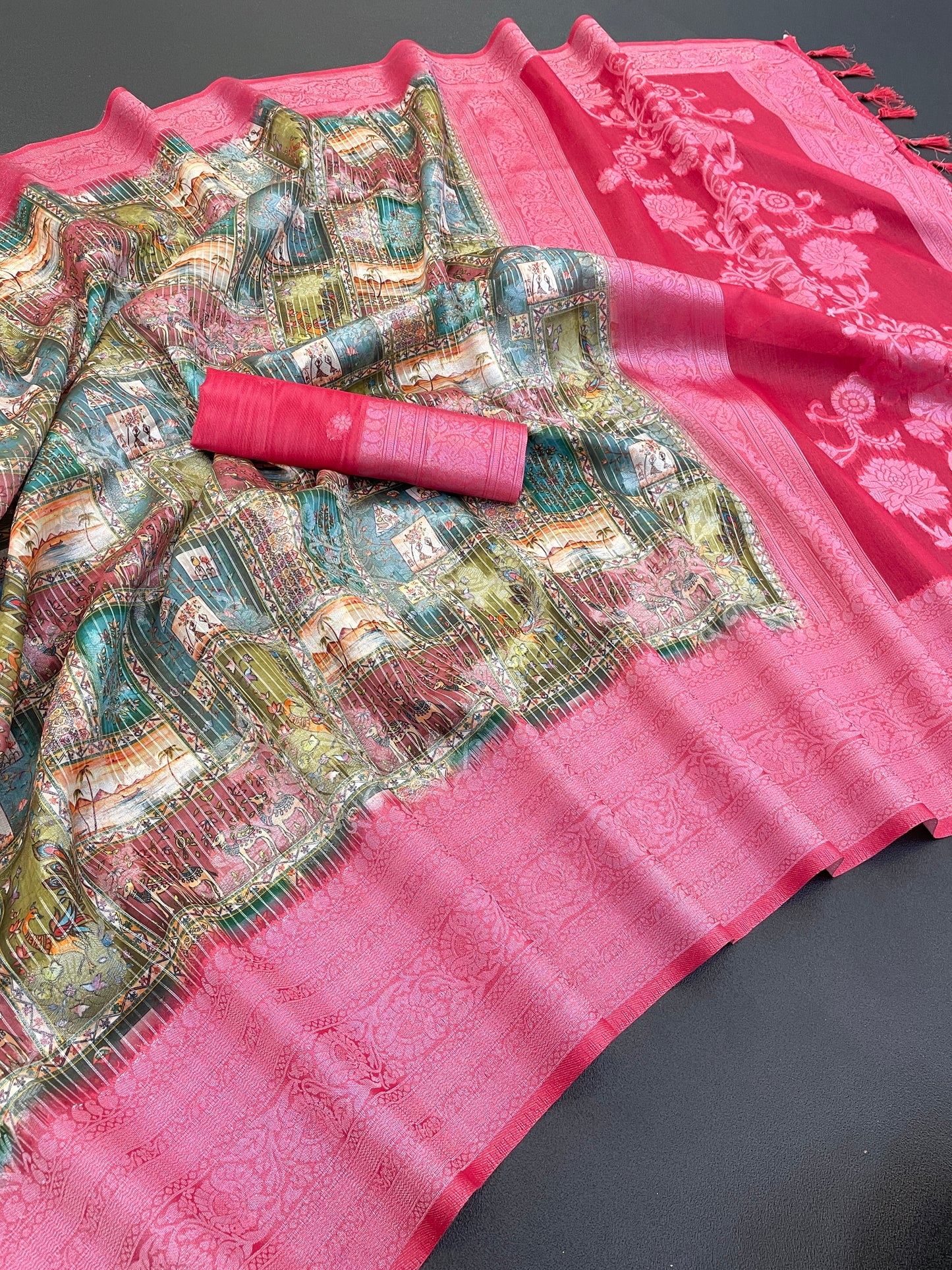 Sparkle Rang Phool Polyester Saree – A Bloom of Vibrant Elegance
