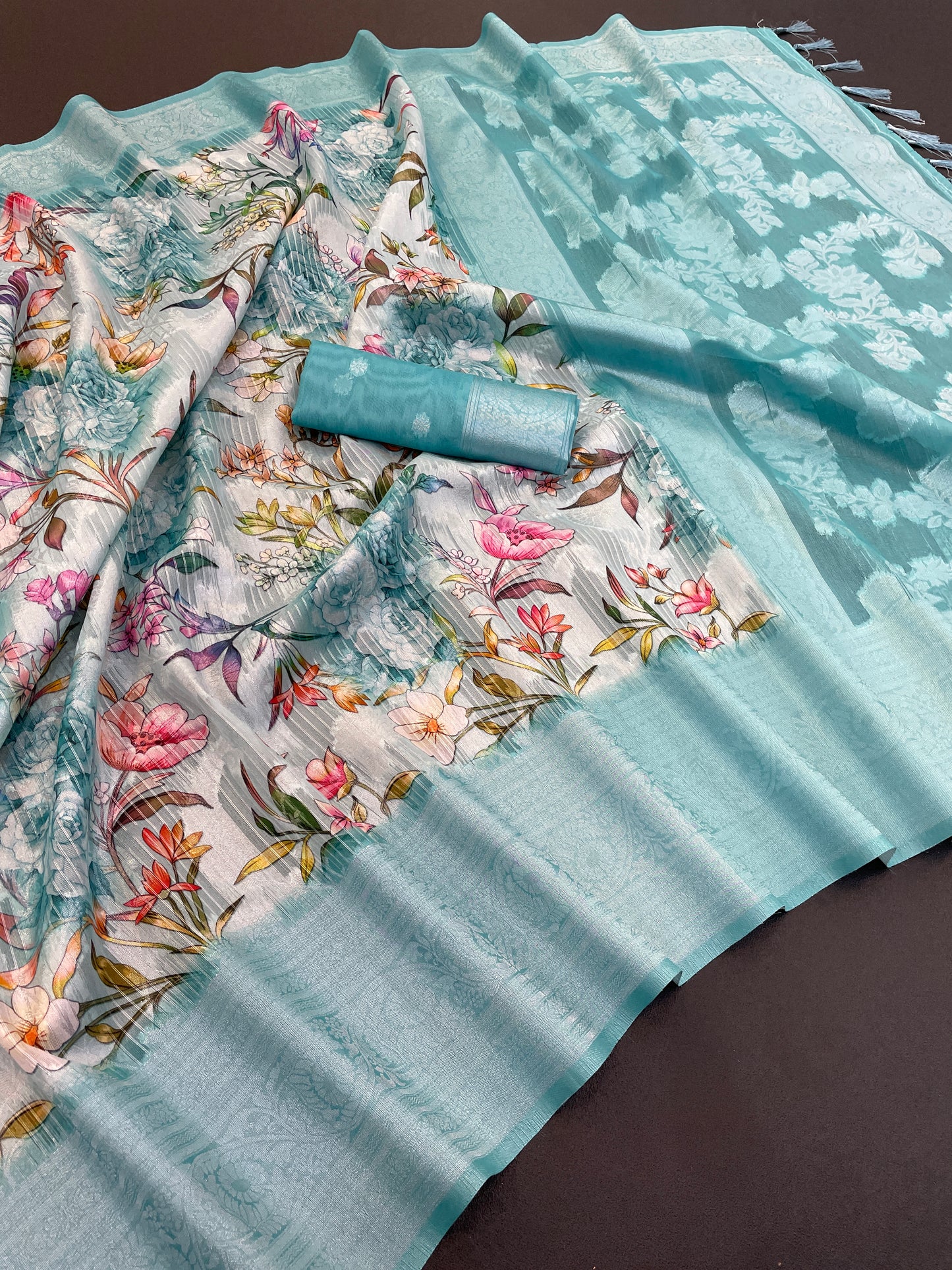 Sparkle Rang Phool Polyester Saree – A Bloom of Vibrant Elegance