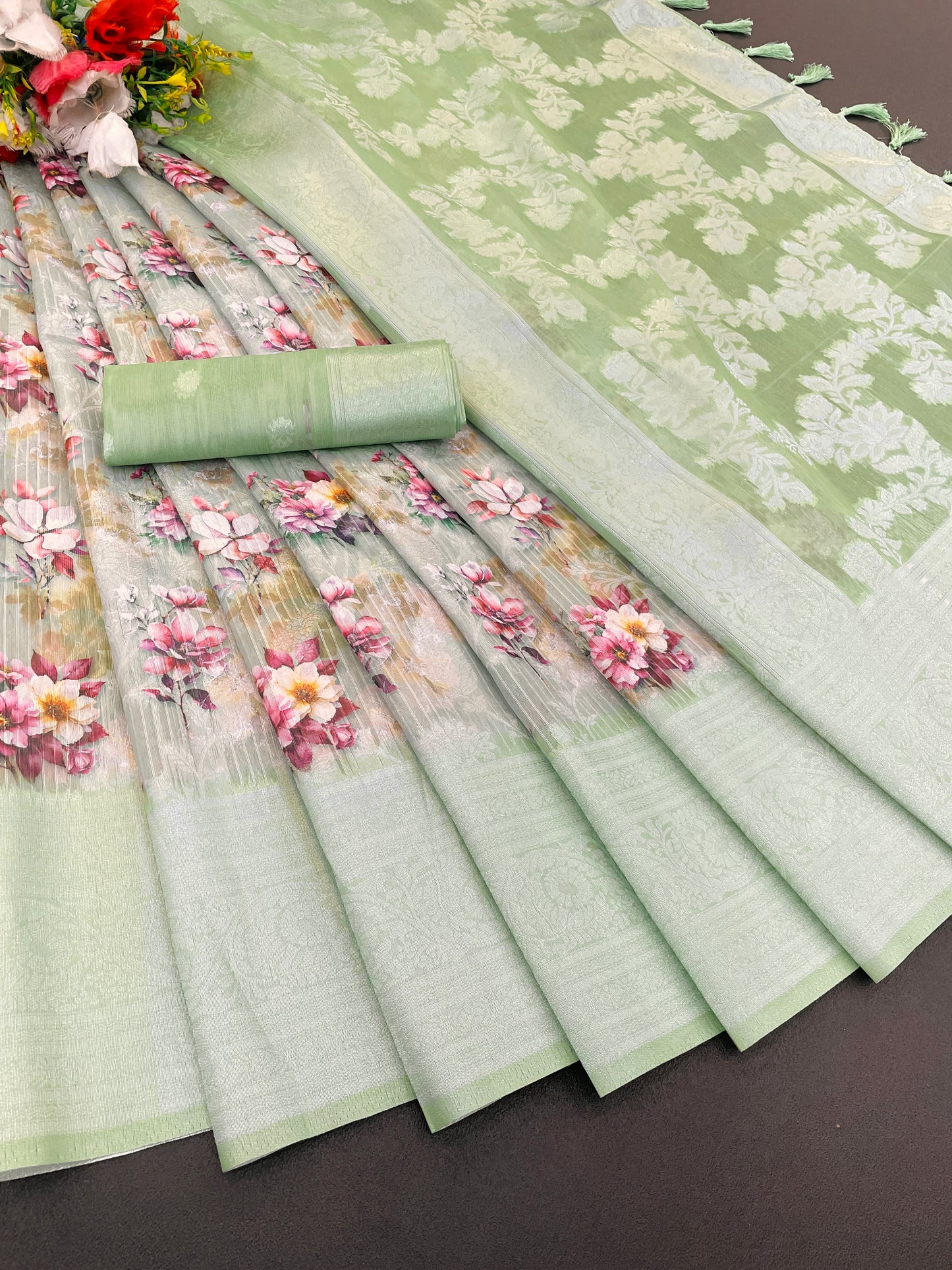 Sparkle Rang Phool Polyester Saree – A Bloom of Vibrant Elegance