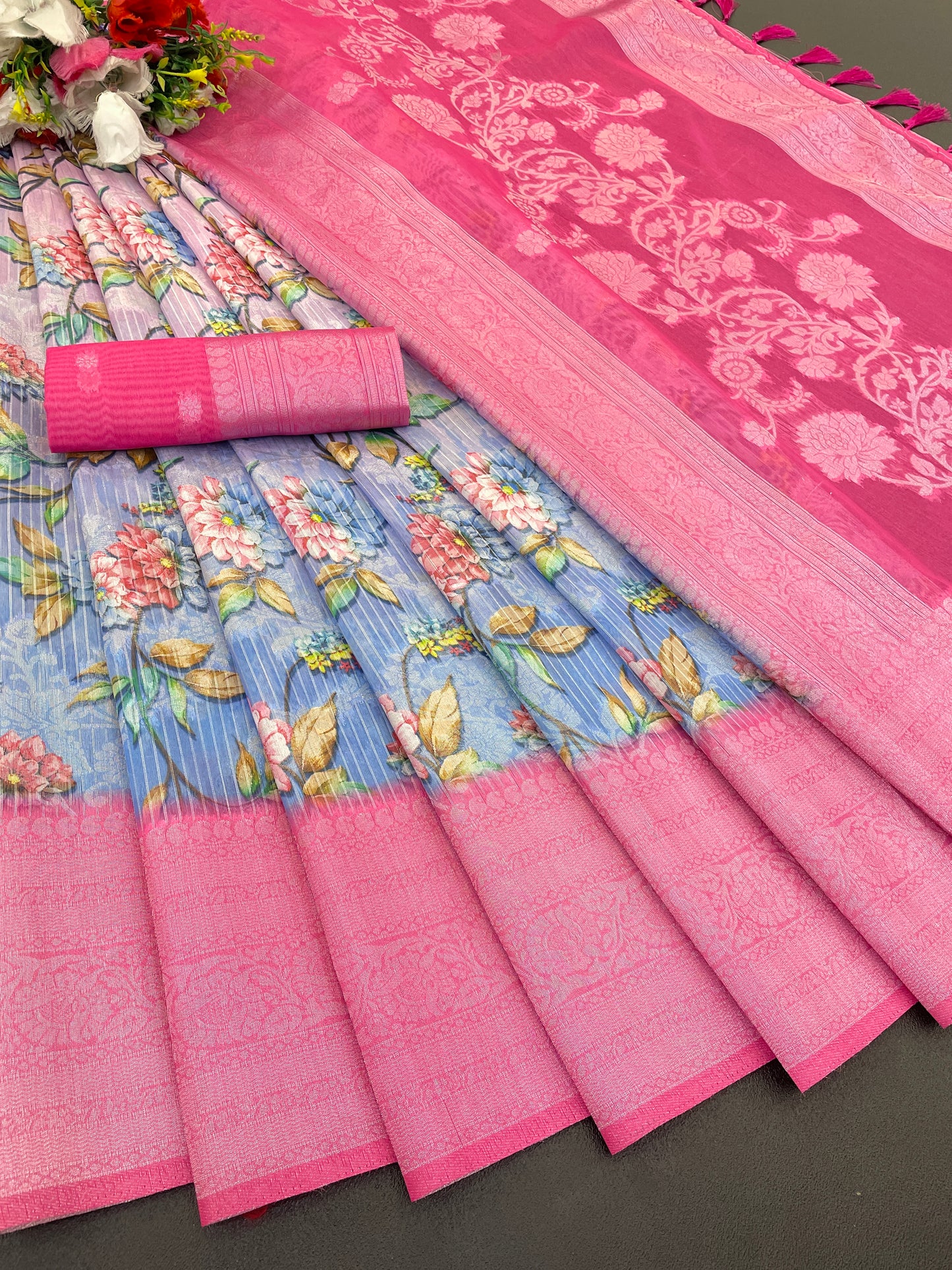 Sparkle Rang Phool Polyester Saree – A Bloom of Vibrant Elegance
