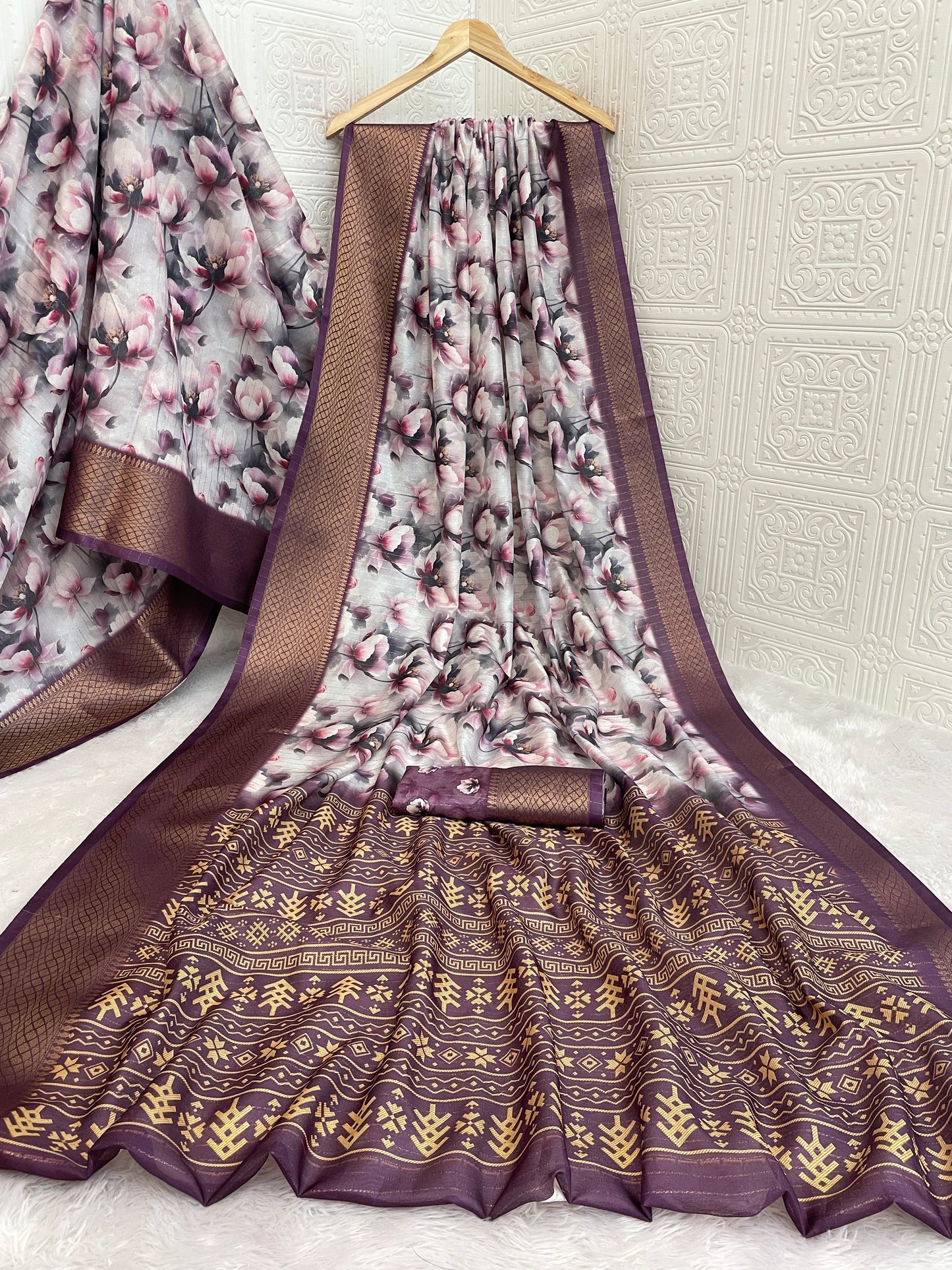 Classic Reco Jari – A Lustrous Blend of Heritage and Glamour