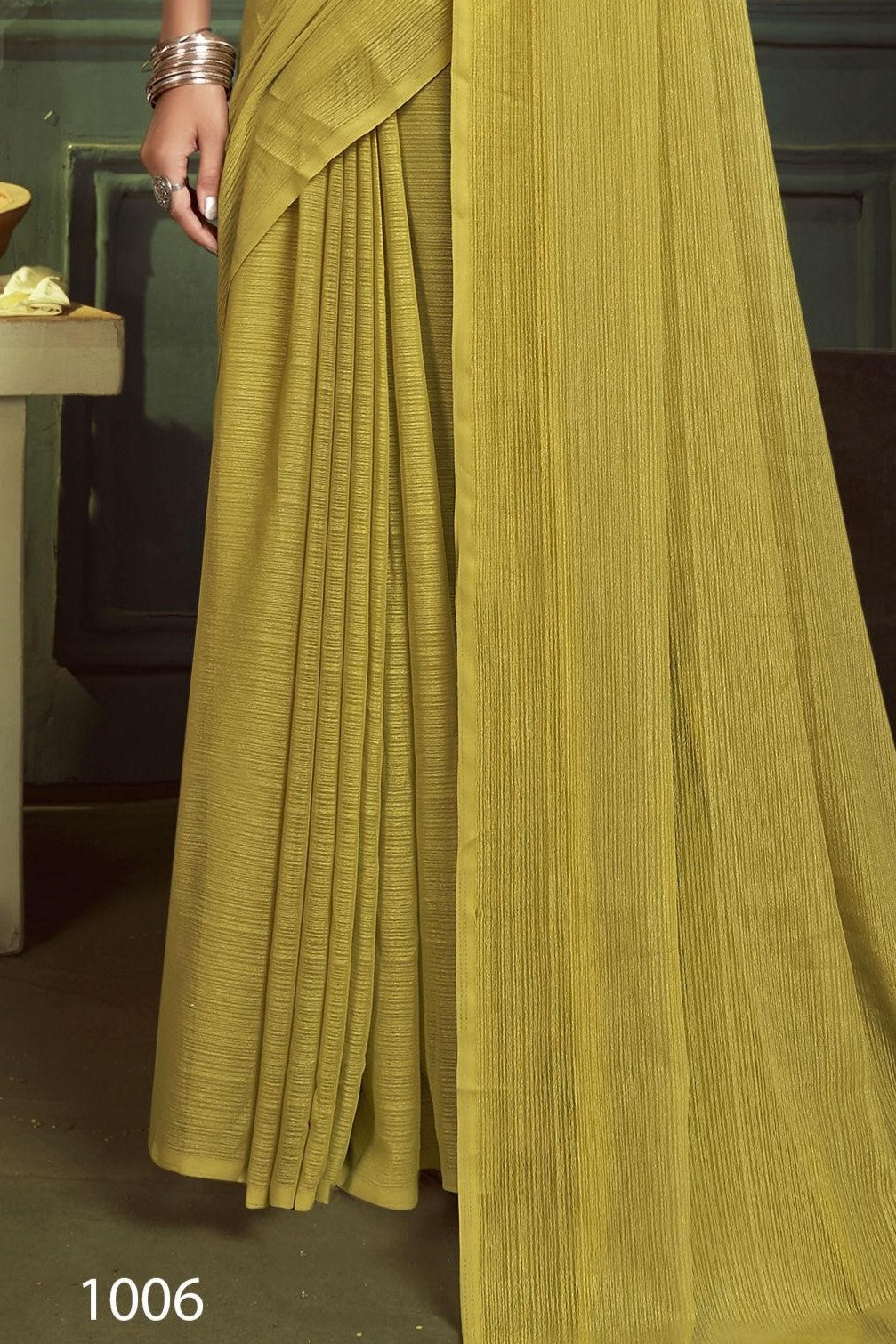 Rolex Light Saree in Elegant Chiffon Fabric – Radiate Grace!.