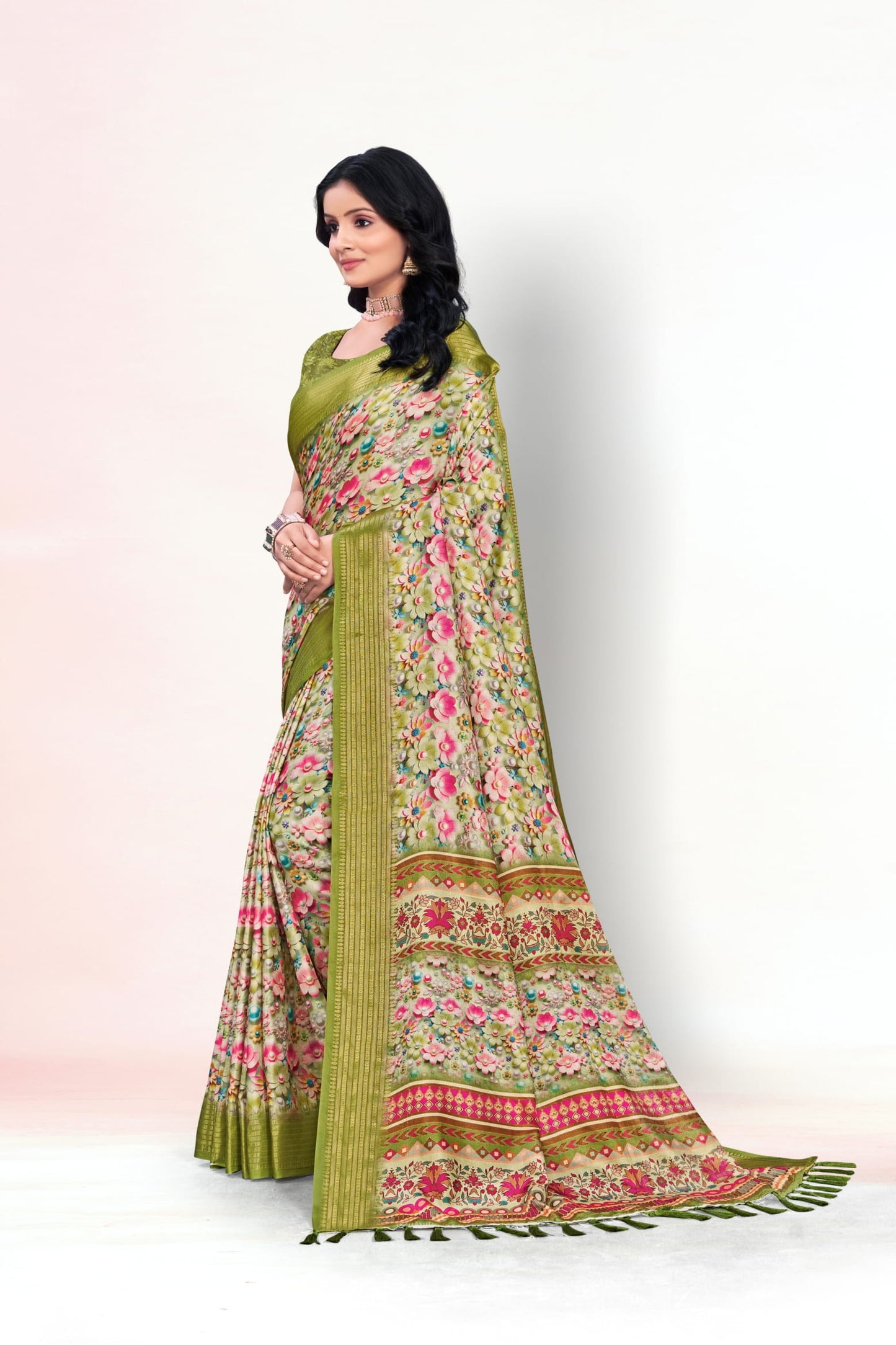 Jasmine Elegance Polyester Saree – Simplistic Beauty with a Modern Edge*