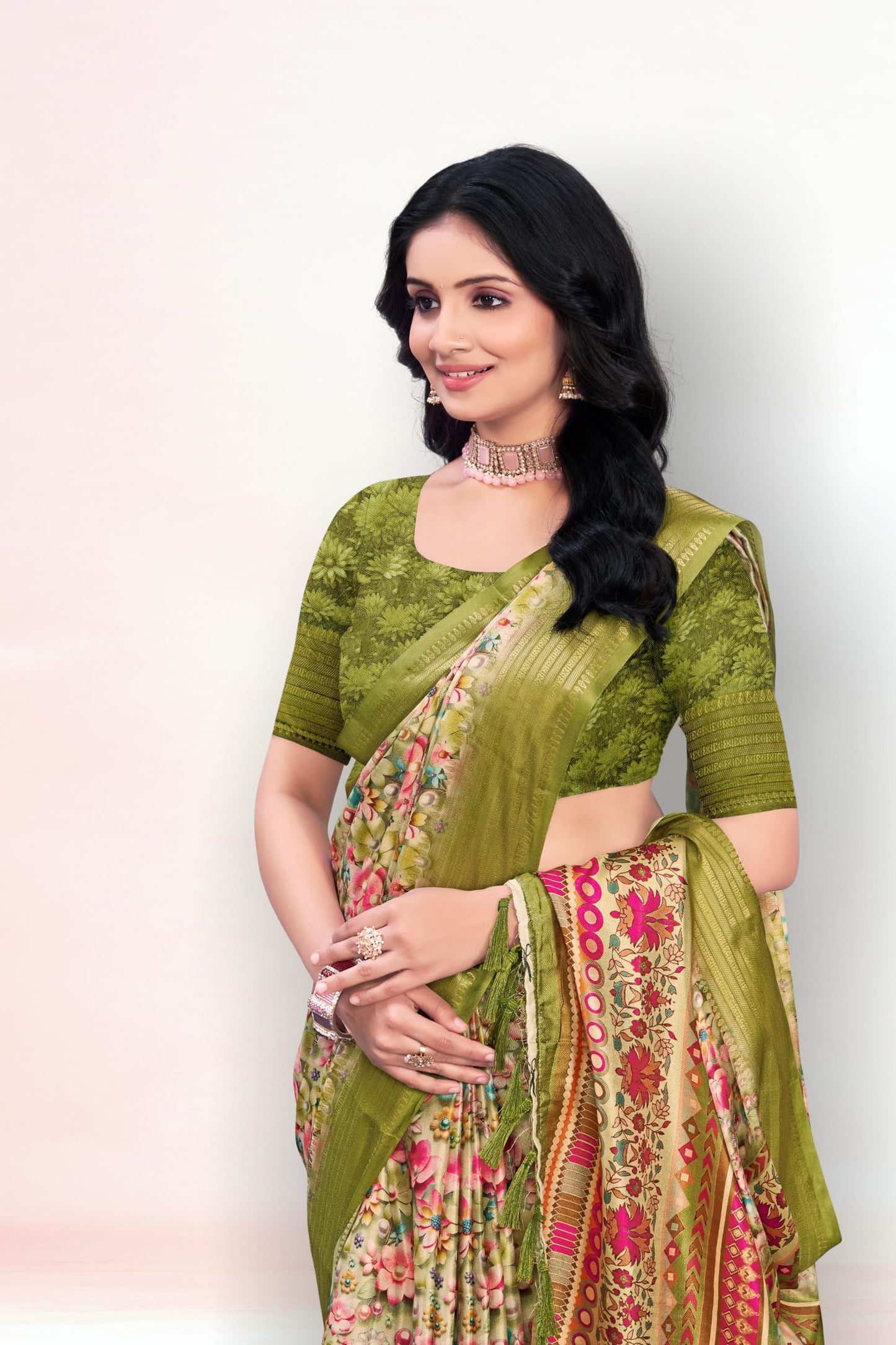 Jasmine Elegance Polyester Saree – Simplistic Beauty with a Modern Edge*