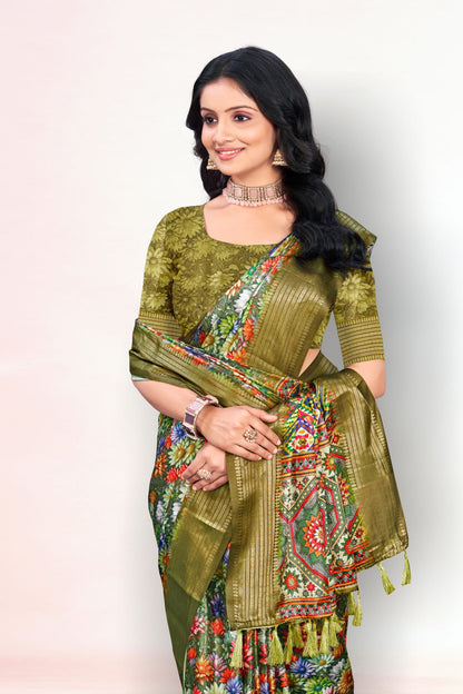 Jasmine Elegance Polyester Saree – Simplistic Beauty with a Modern Edge*