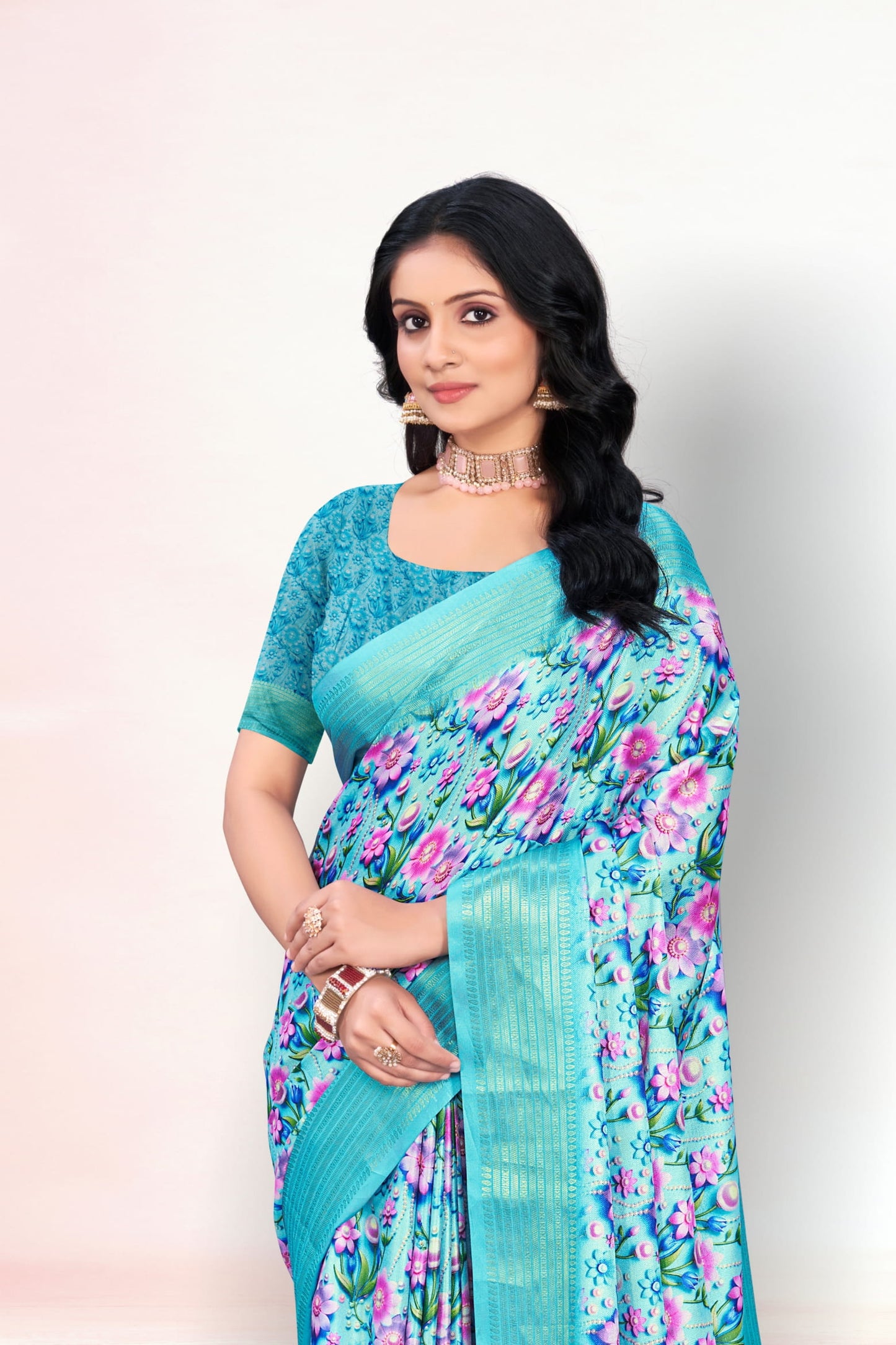 Jasmine Elegance Polyester Saree – Simplistic Beauty with a Modern Edge*