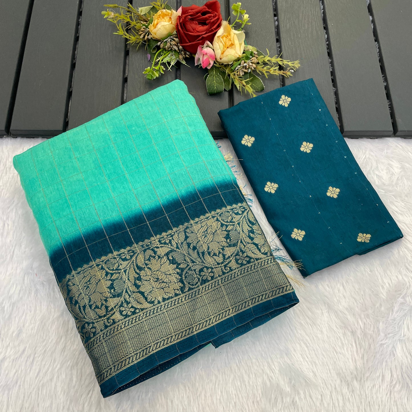 Range Rover Saree in Dola Jari: Your Style Statement