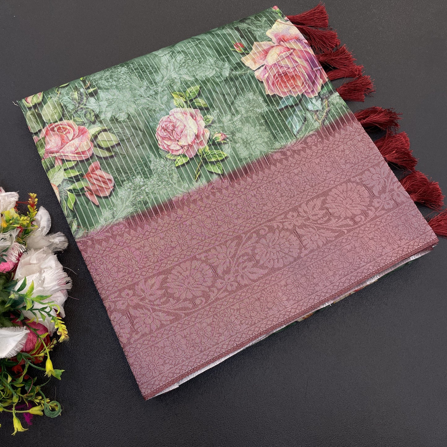 Sparkle Pankhuri Polyester Saree – Radiant Charm and Lasting Comfort