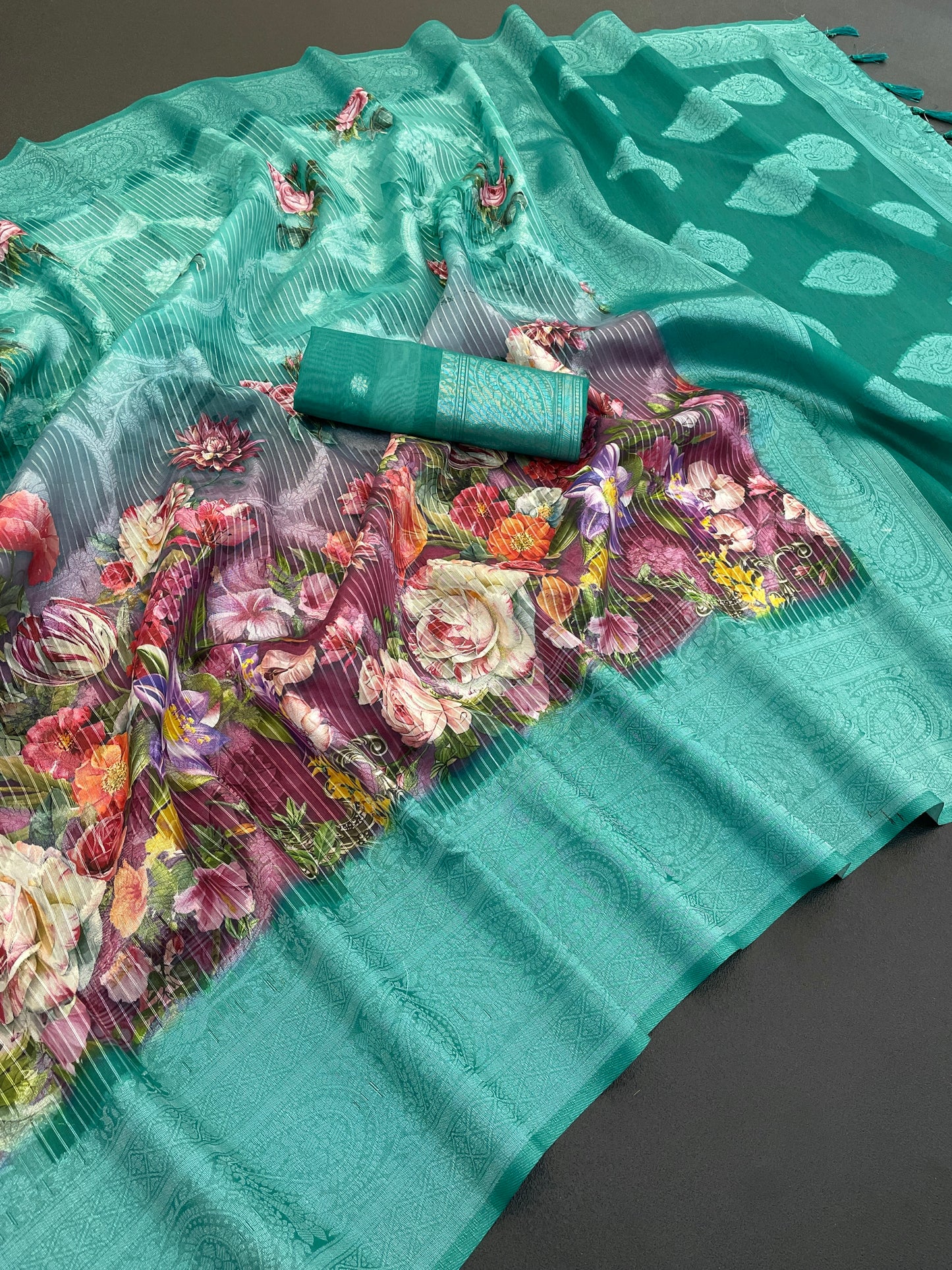 Sparkle Orabelle Polyester Saree – Effortless Elegance with a Lustrous Touch