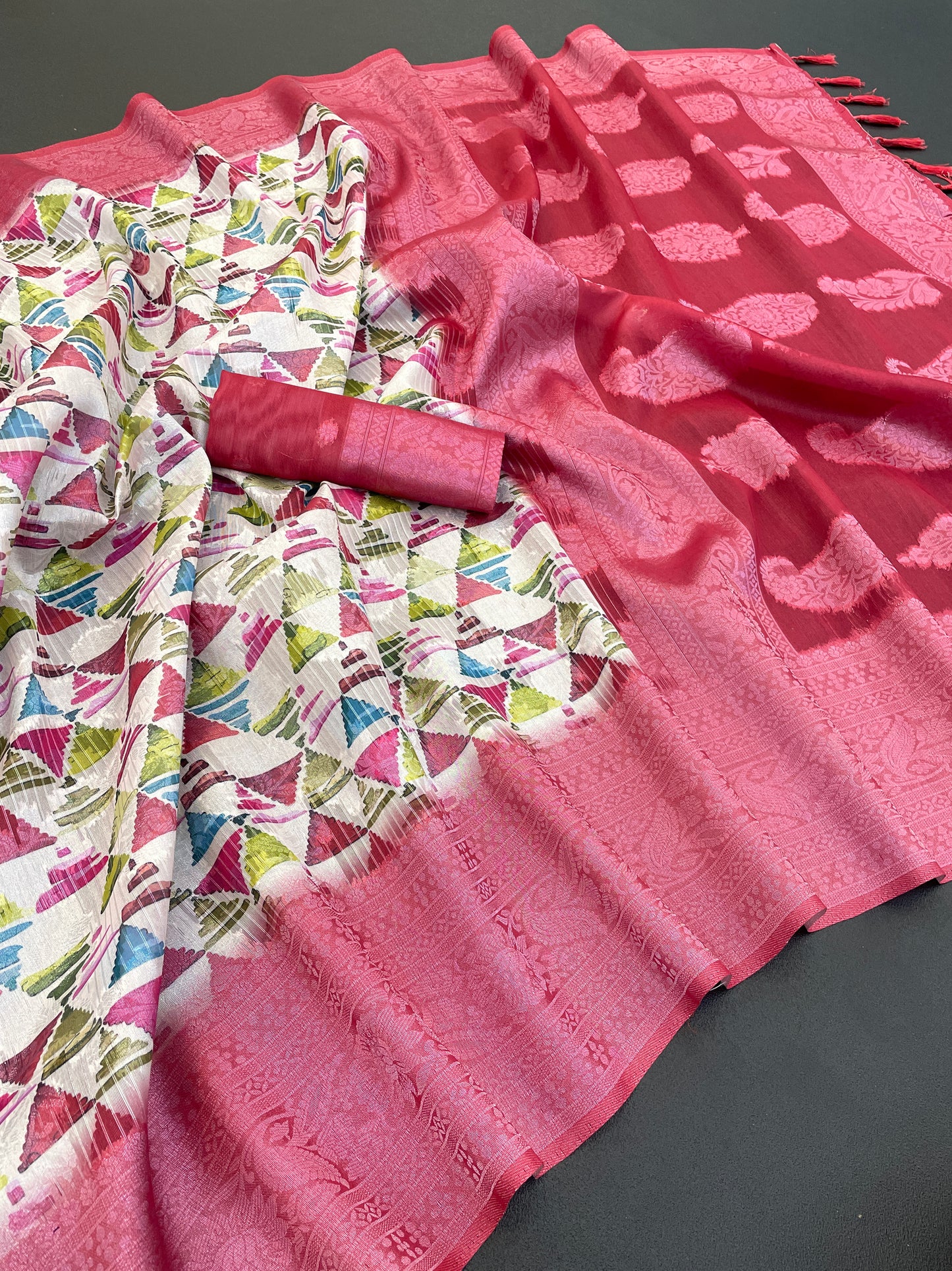 Sparkle Orabelle Polyester Saree – Effortless Elegance with a Lustrous Touch