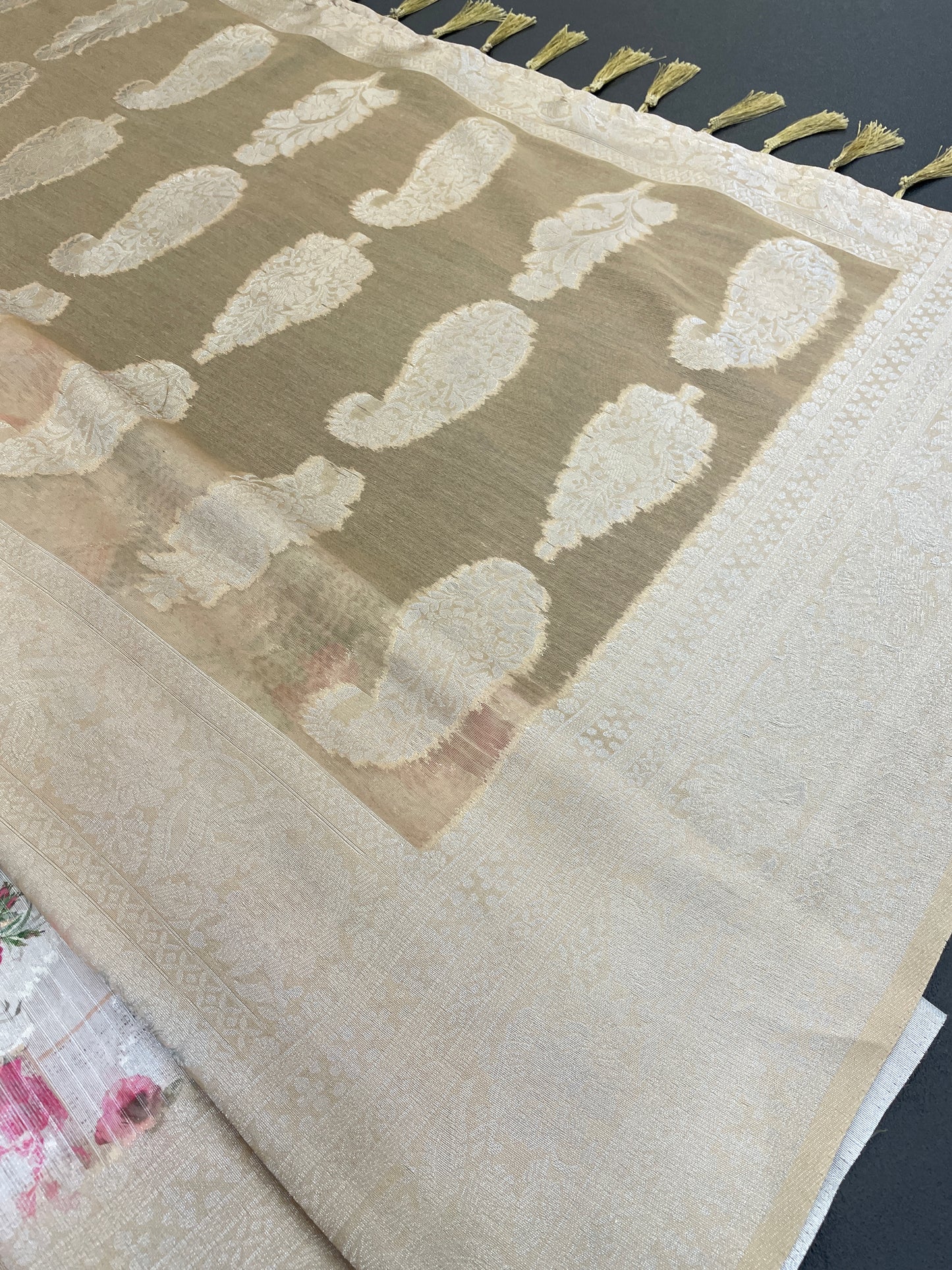 Sparkle Orabelle Polyester Saree – Effortless Elegance with a Lustrous Touch
