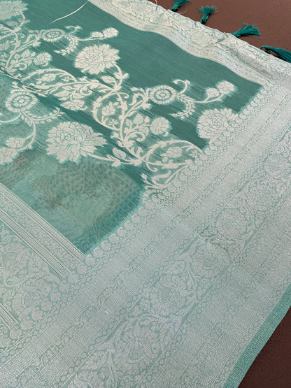Sparkle Rang Phool Polyester Saree – A Bloom of Vibrant Elegance