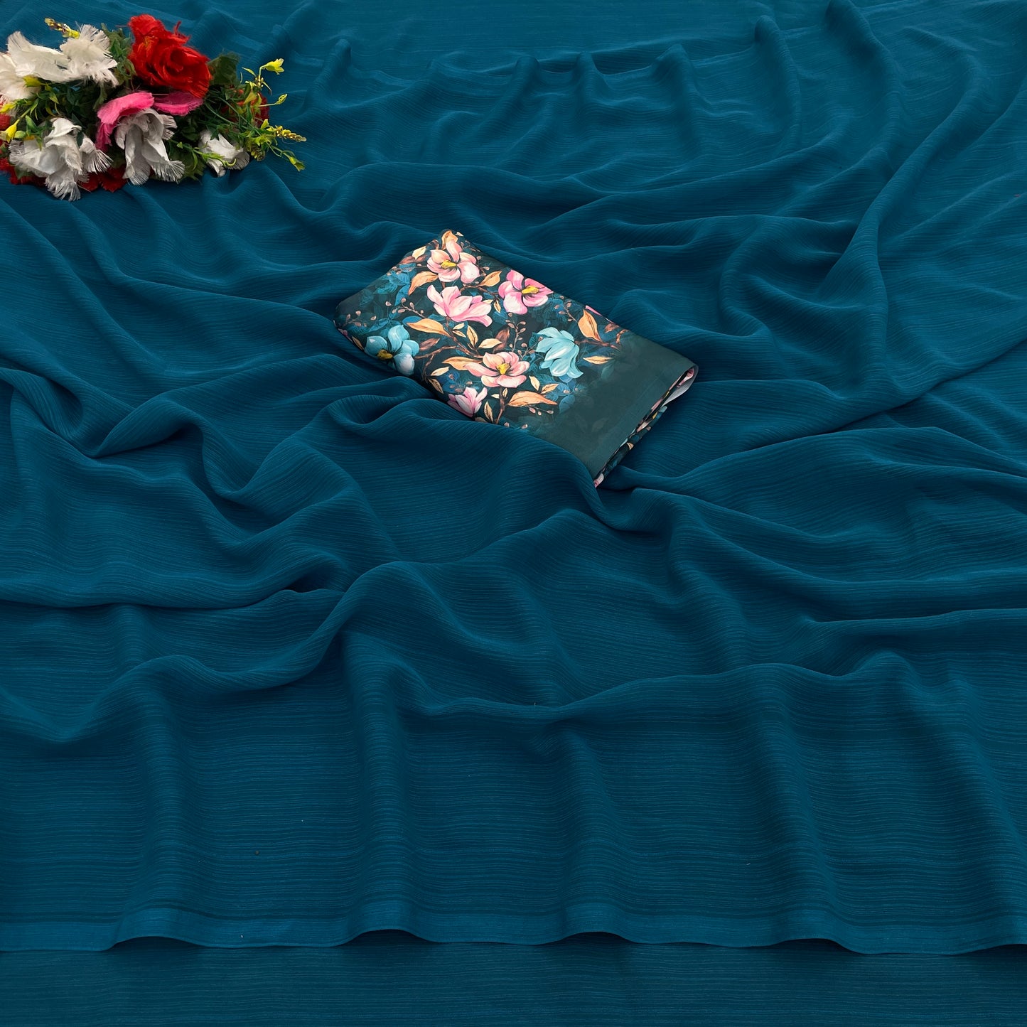 Tarini Chiffon Saree – A Symphony of Grace and Elegance