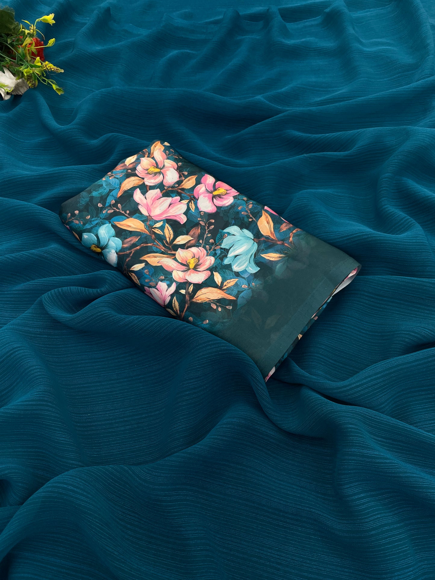 Tarini Chiffon Saree – A Symphony of Grace and Elegance